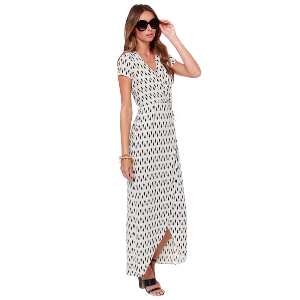Lulu's Women's cream diamond print Short sleeve wrap maxi dress, Sz XS - Picture 2 of 16